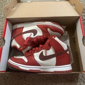 NIKE DUNK HIGH LXX WOMEN’S